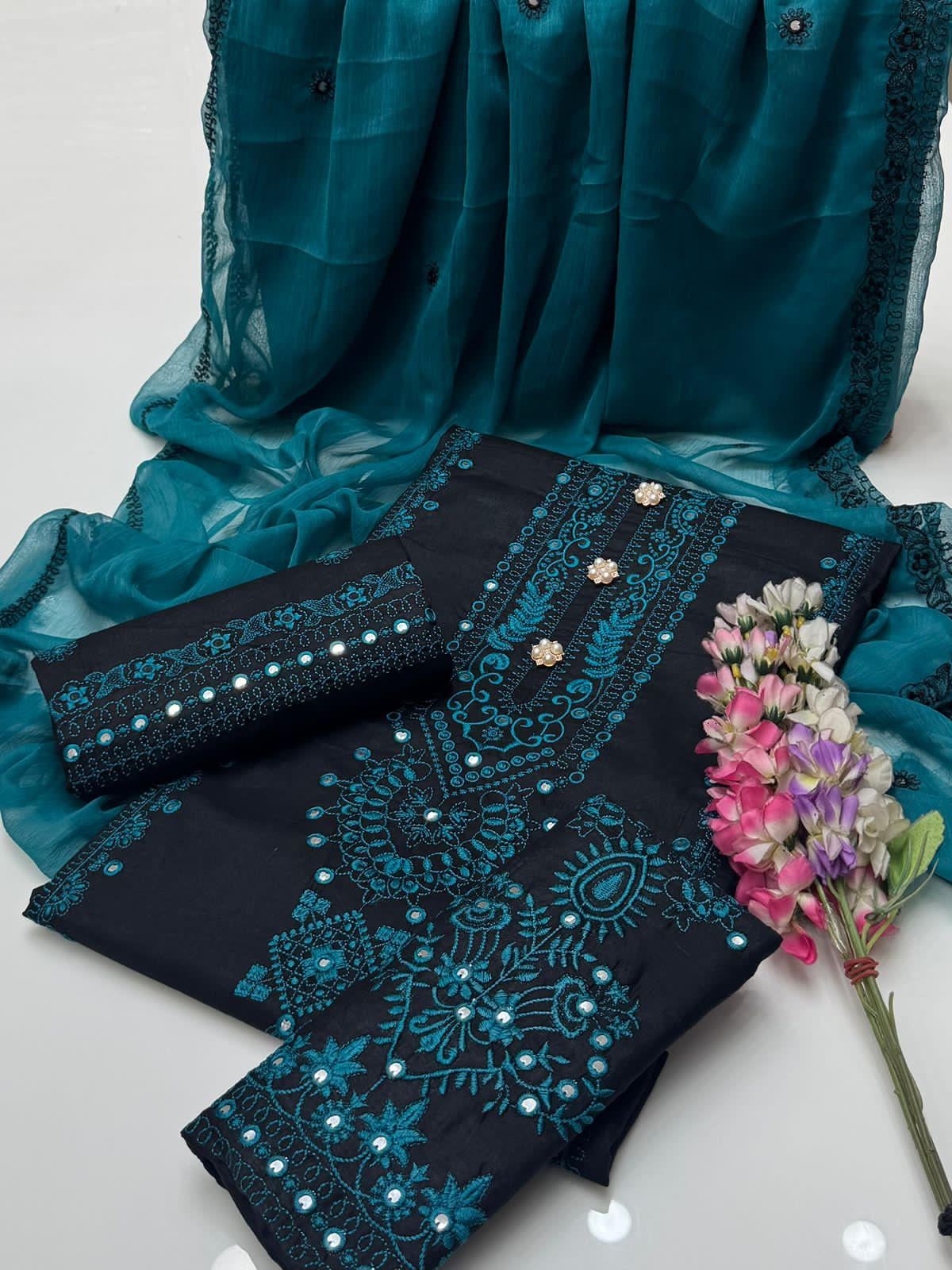 Bareeze Inspired – Luxury Embroidered Lawn Suit