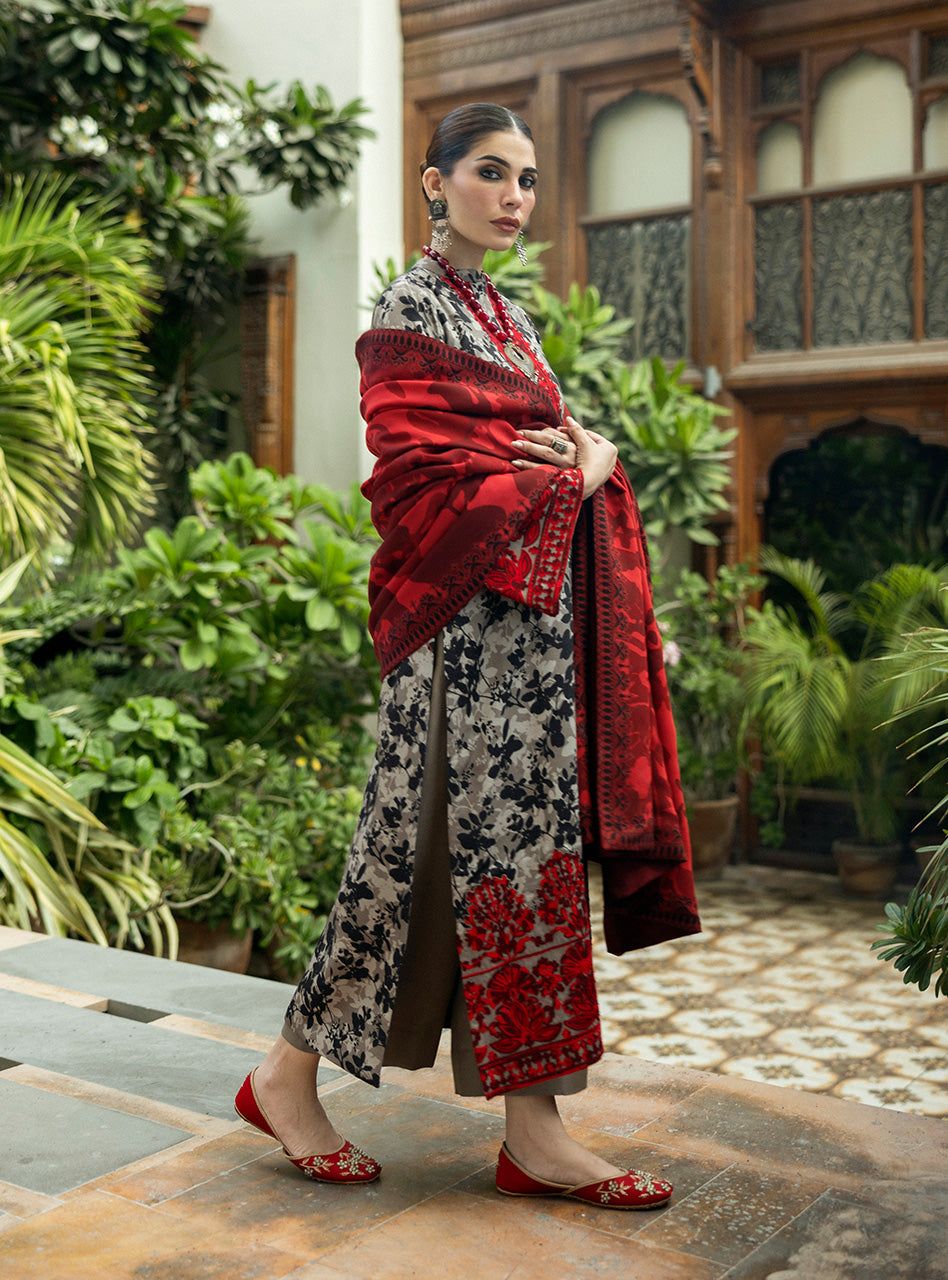 Zainab Chottani Inspired