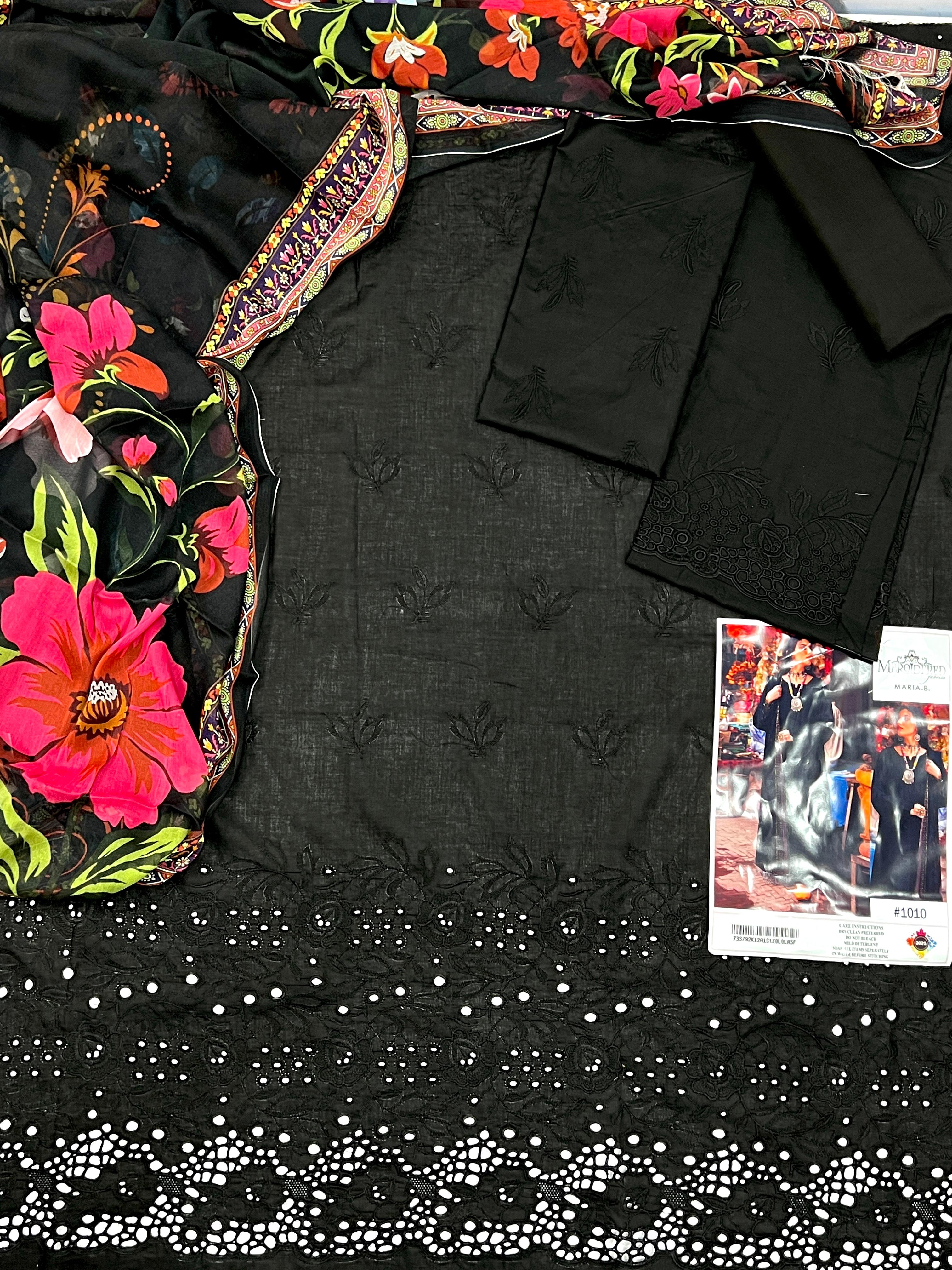 Maria B Inspired – Embroidered 3-Piece Suit